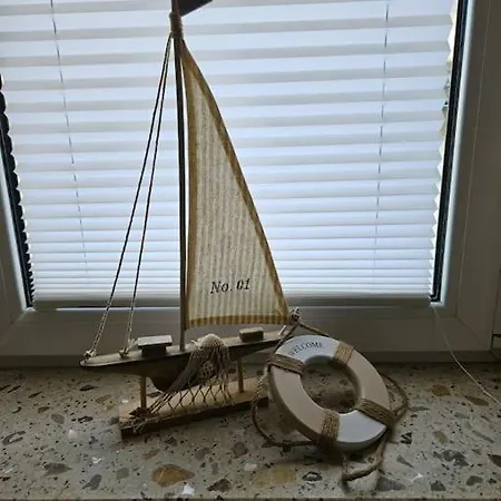 Distelfink Urlaub In Der Mitte Von Deutschland * Gudensberg